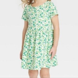 Nwt Cat & Jack Green And White Floral Dress